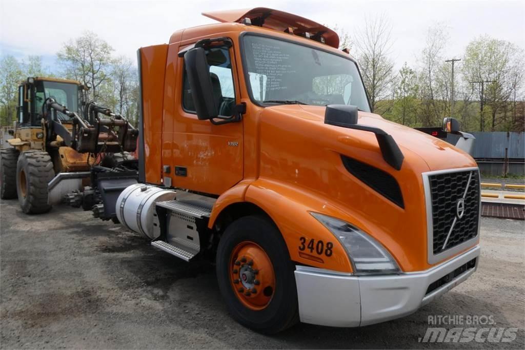 Volvo VNR64T300 Važiuoklė su kabina