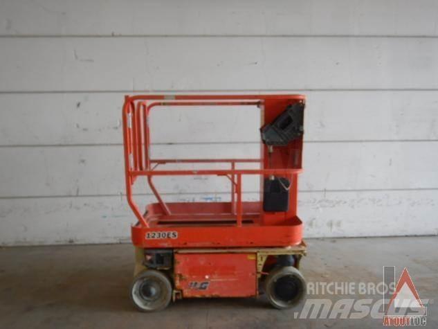 JLG 1230ES Alkūniniai keltuvai