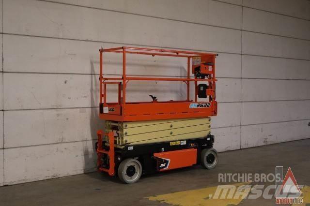 JLG 2632ES Alkūniniai keltuvai