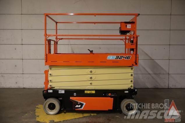JLG 3246ES Alkūniniai keltuvai