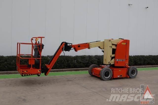 JLG E300AJP Alkūniniai keltuvai