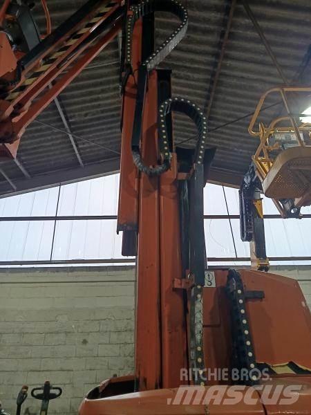 JLG TOUCAN 1010 Alkūniniai keltuvai