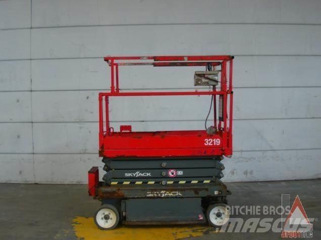 SkyJack SJ3219 Alkūniniai keltuvai