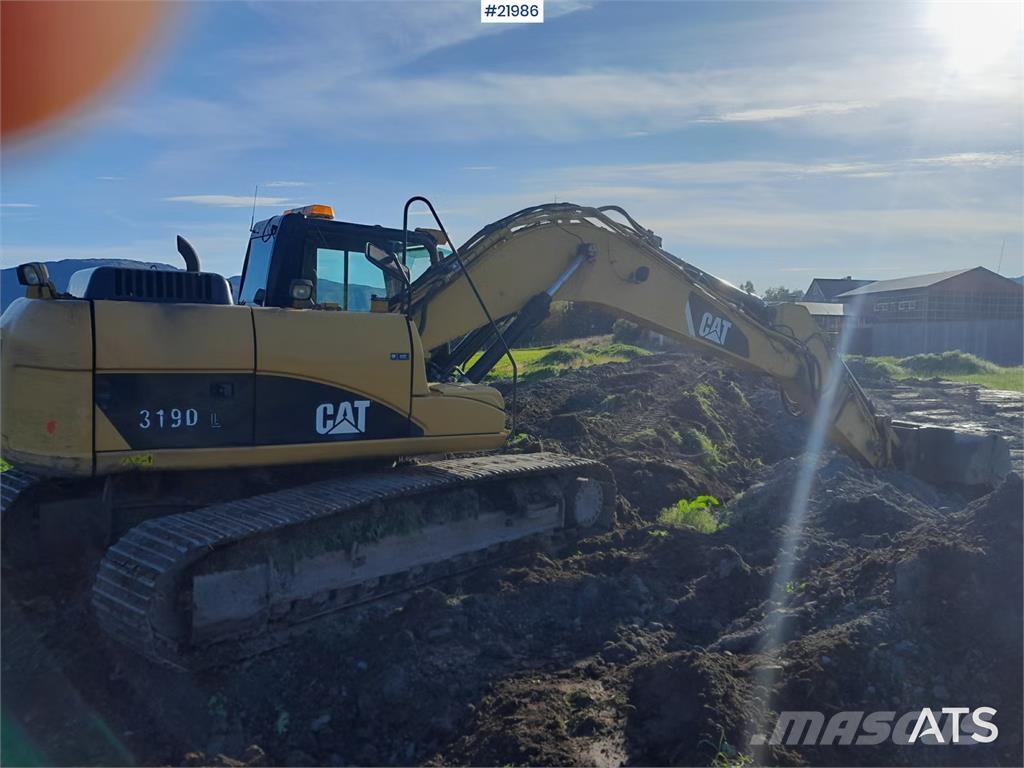 CAT 319DL Vikšriniai ekskavatoriai