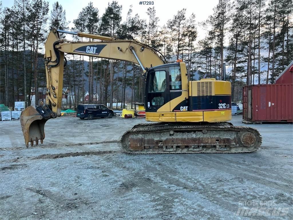 CAT 321C Vikšriniai ekskavatoriai