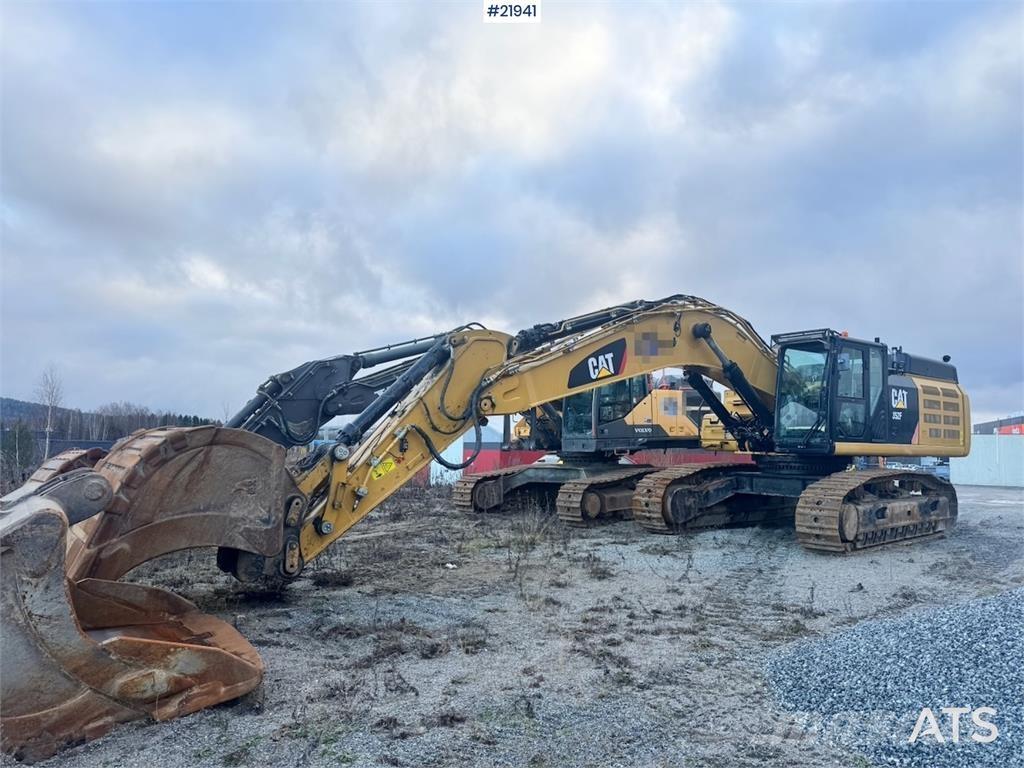 CAT 352F Vikšriniai ekskavatoriai