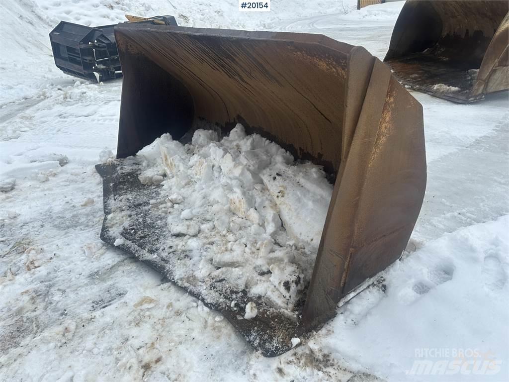 CAT 950G Naudoti ratiniai krautuvai