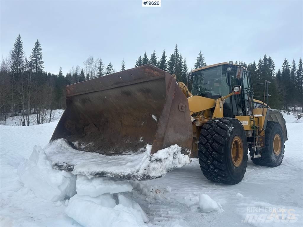 CAT 966G Naudoti ratiniai krautuvai