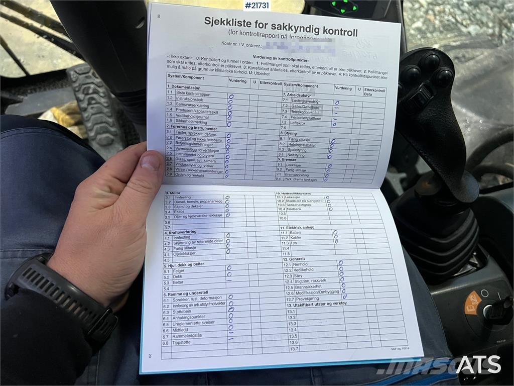 CAT M318F Ratiniai ekskavatoriai