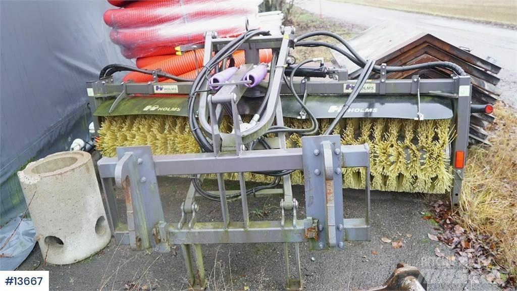 Holms SL-2.5 sweeper Statyba - Kita