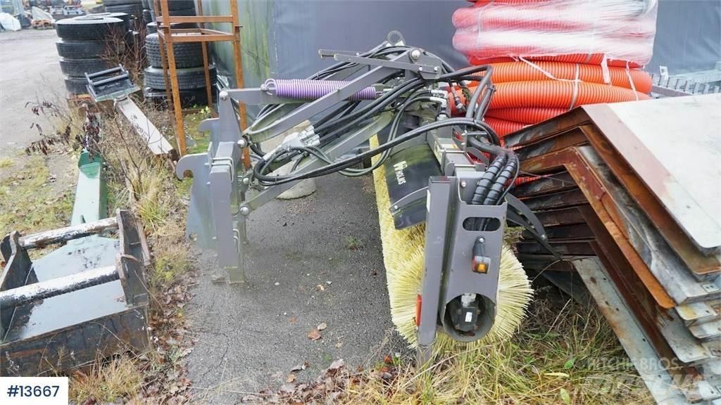 Holms SL-2.5 sweeper Statyba - Kita