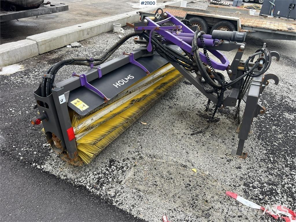 Holms SL-2.8 sweeper Statyba - Kita