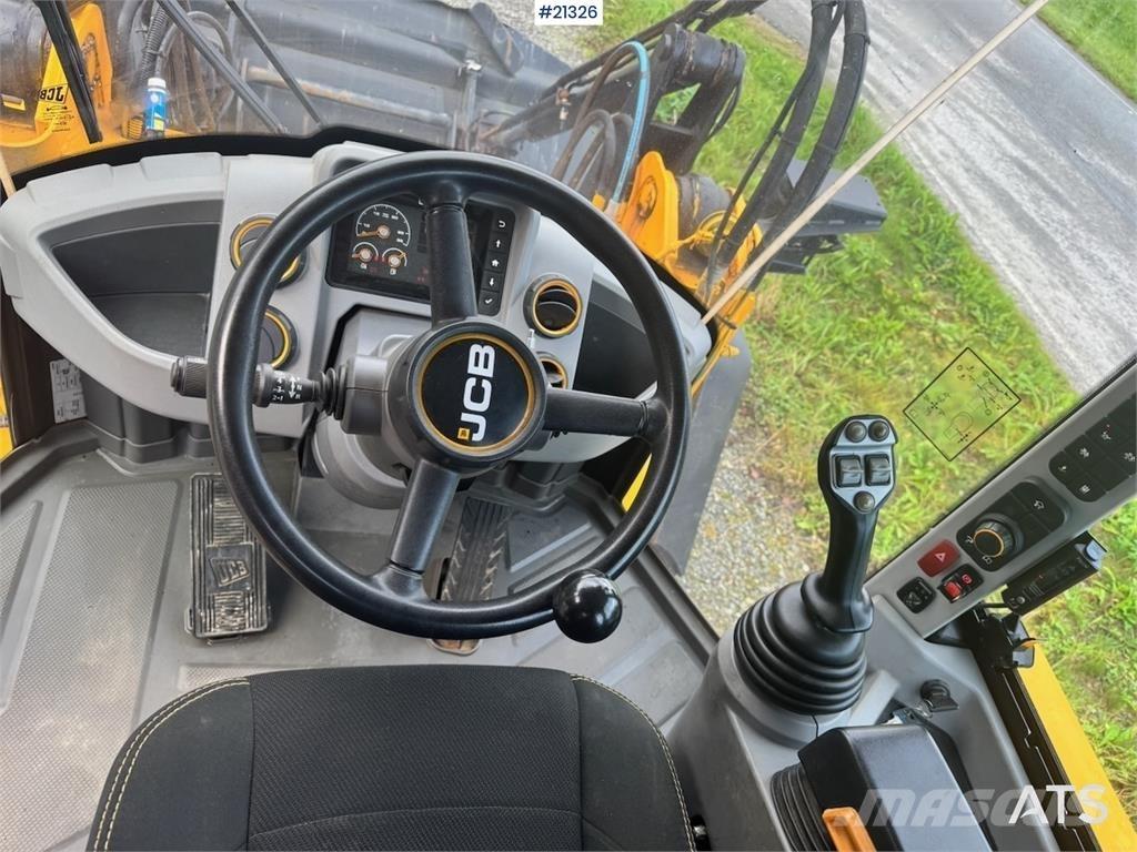 JCB 413K Naudoti ratiniai krautuvai