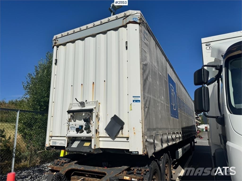 Krone Citysemi. Dengtos puspriekabės