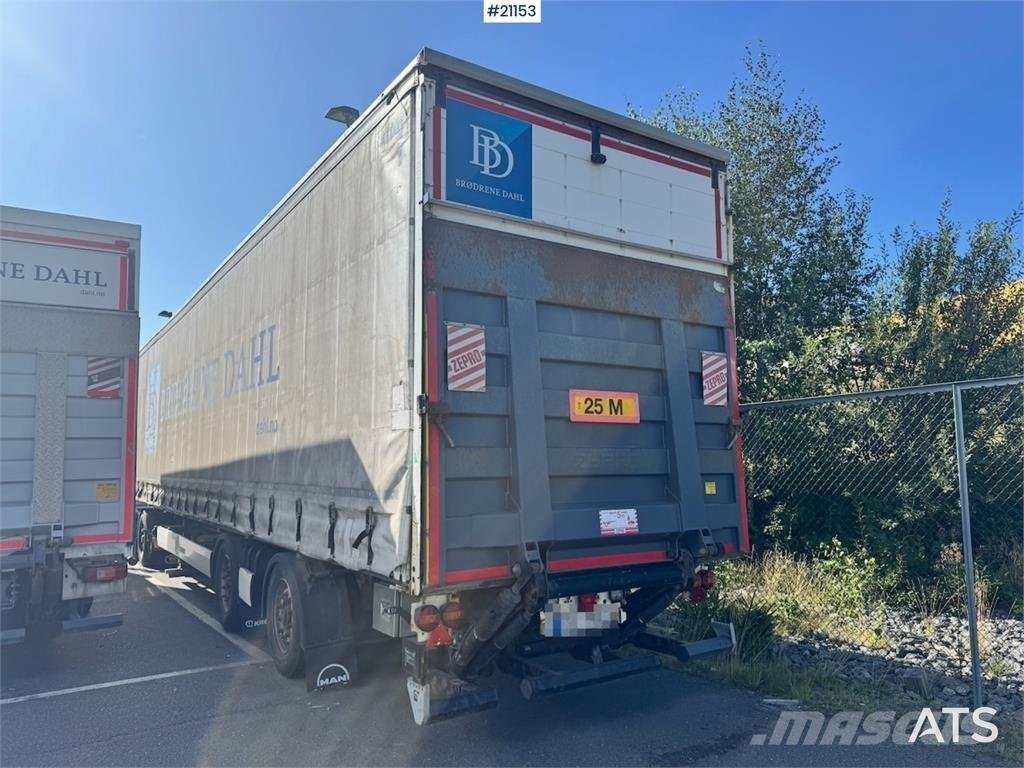 Krone Citysemi. Dengtos puspriekabės