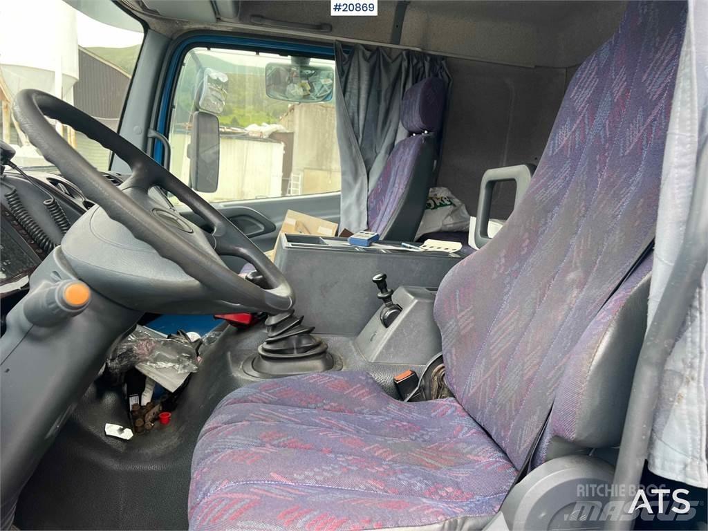 Mercedes-Benz 1523 Sunkvežimiai su dengtu kėbulu