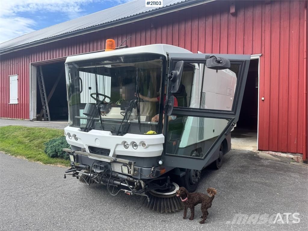 Ravo 540 Sweeper. Šlavimo sunkvežimiai