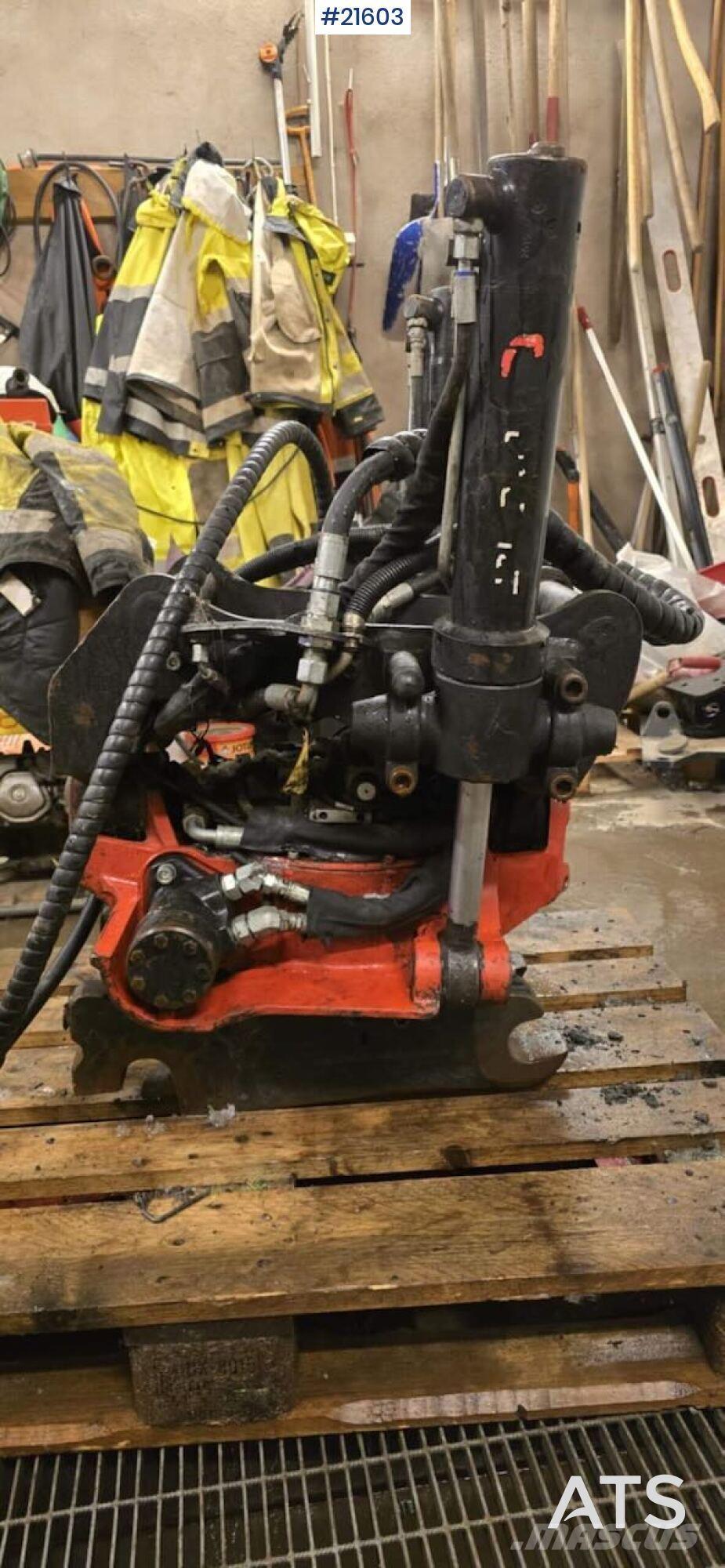 Rototilt R3 Statyba - Kita