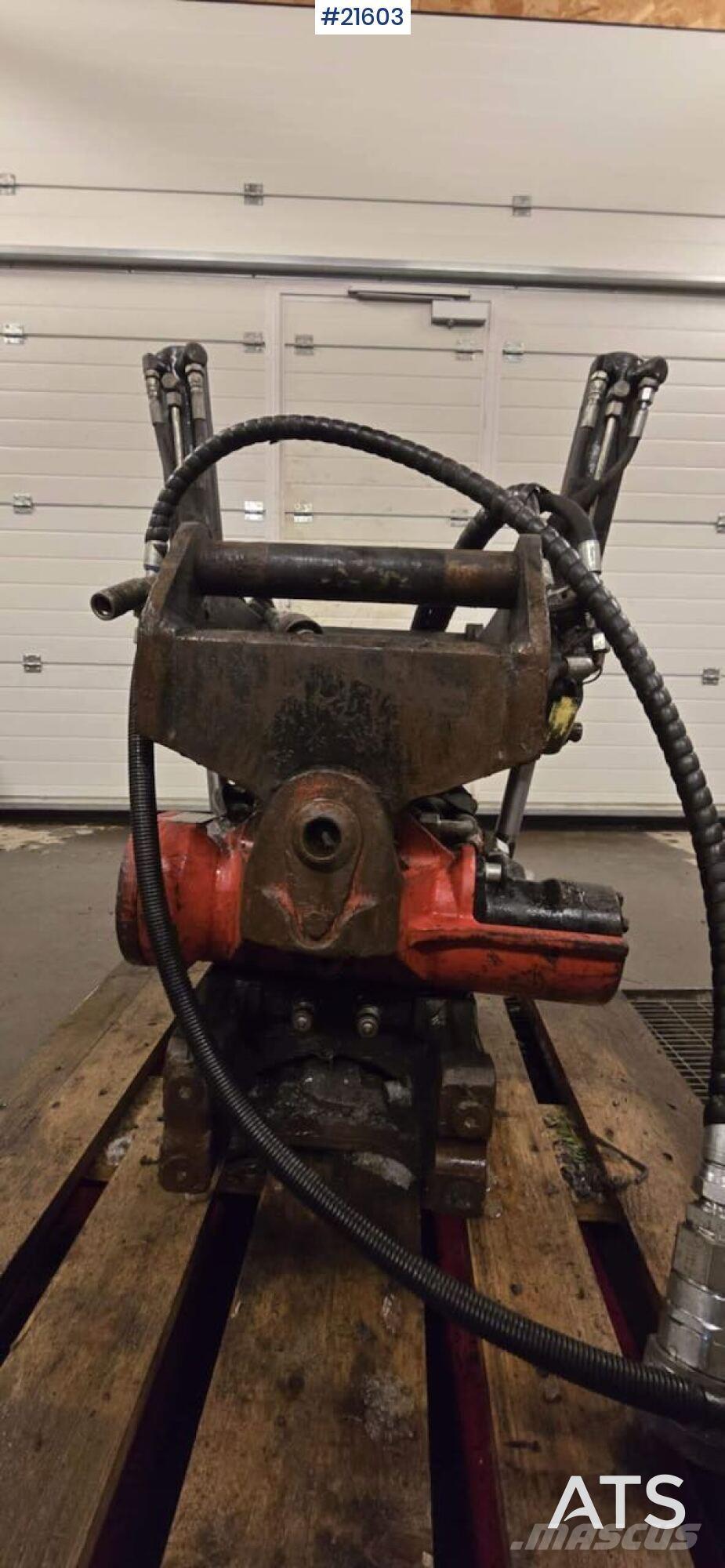 Rototilt R3 Statyba - Kita