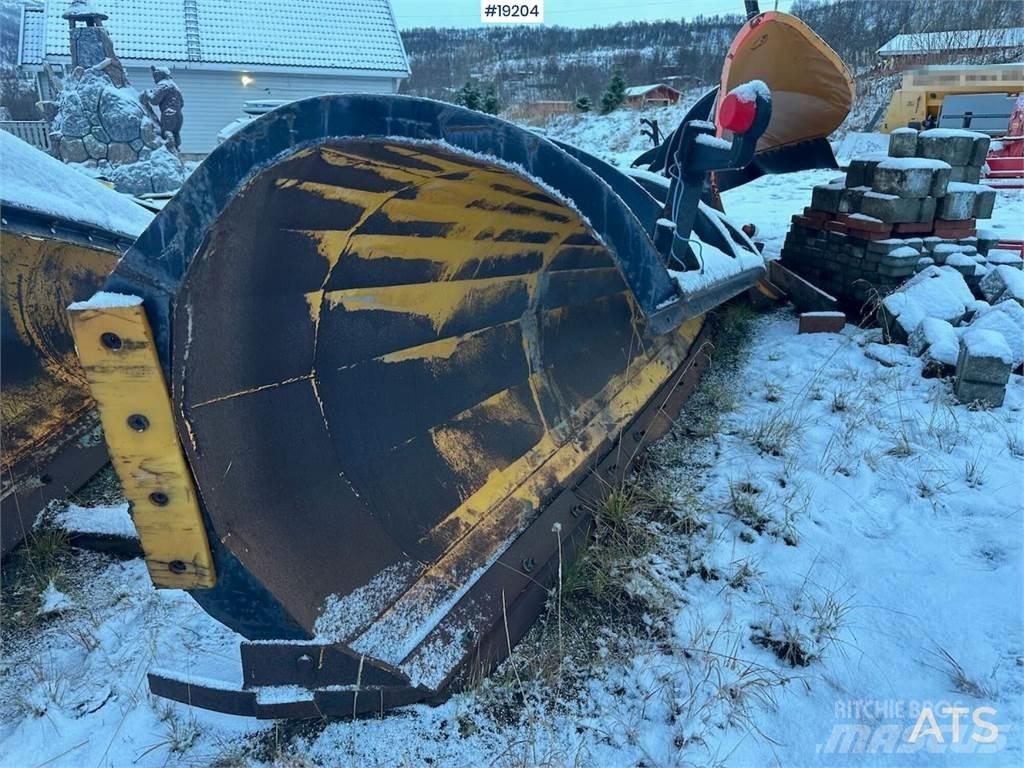 Tellefsdal D-plow. Transportas - Kita
