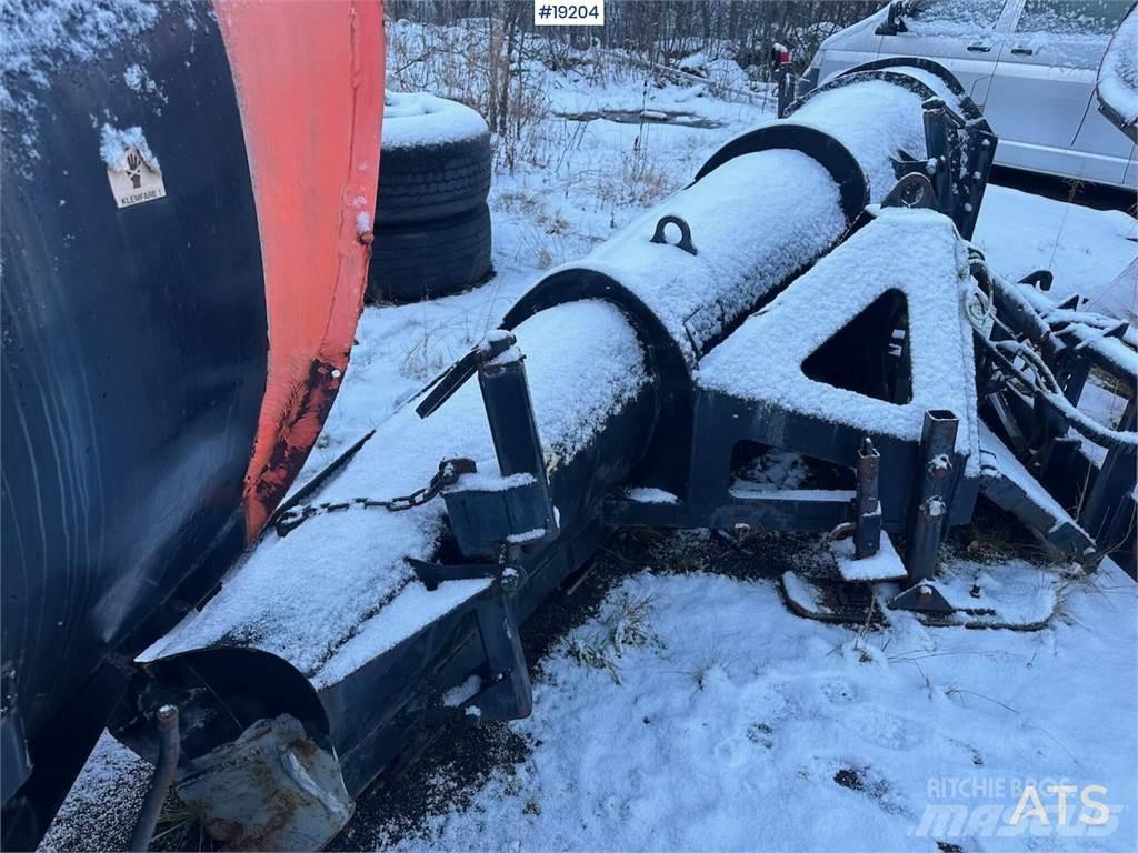 Tellefsdal D-plow. Transportas - Kita