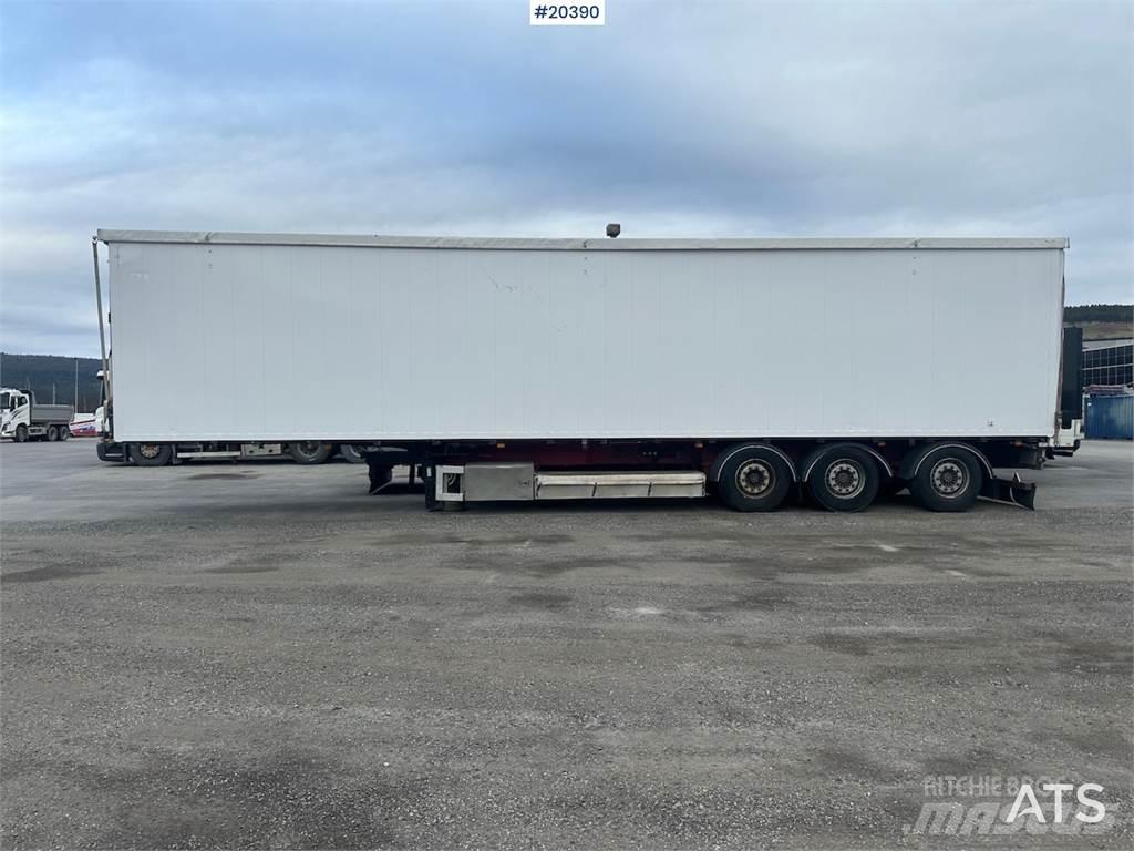 Vang 3 axle trailer Kitos priekabos