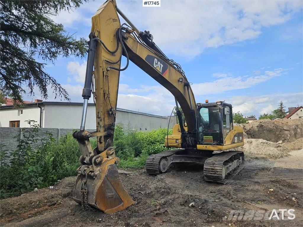 CAT 320D Vikšriniai ekskavatoriai