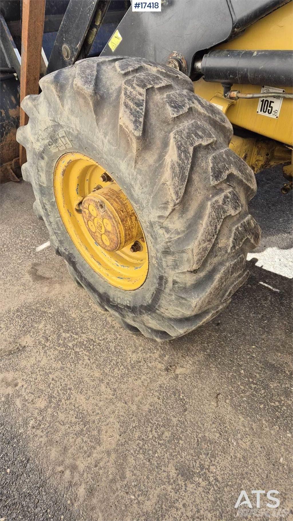 CAT 428D Ekskavatoriniai krautuvai