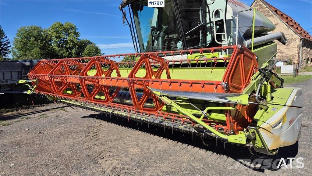 CLAAS Tucano 440 Derliaus nuėmimo kombainai