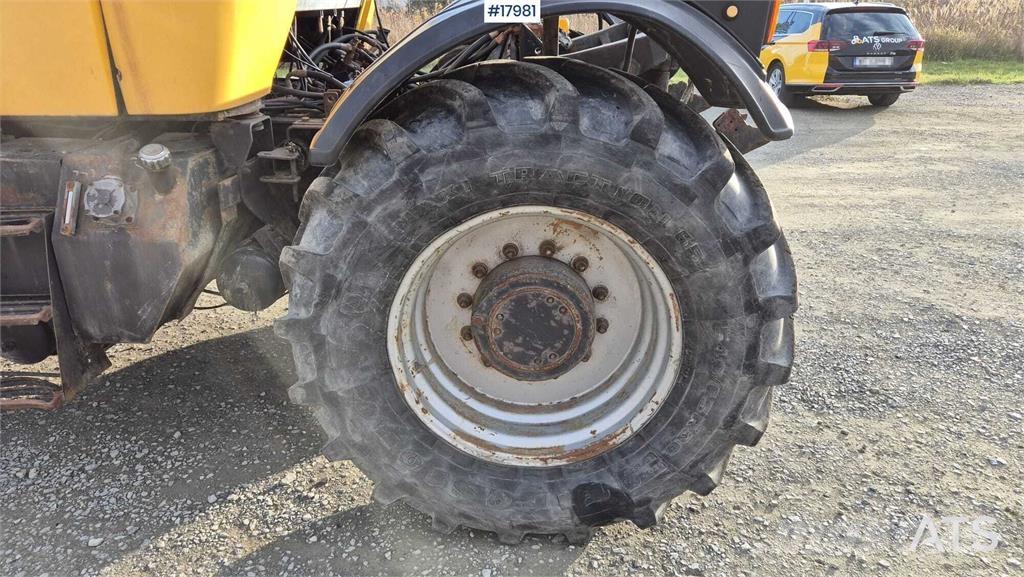 JCB FASTTRACK 3185 Traktoriai