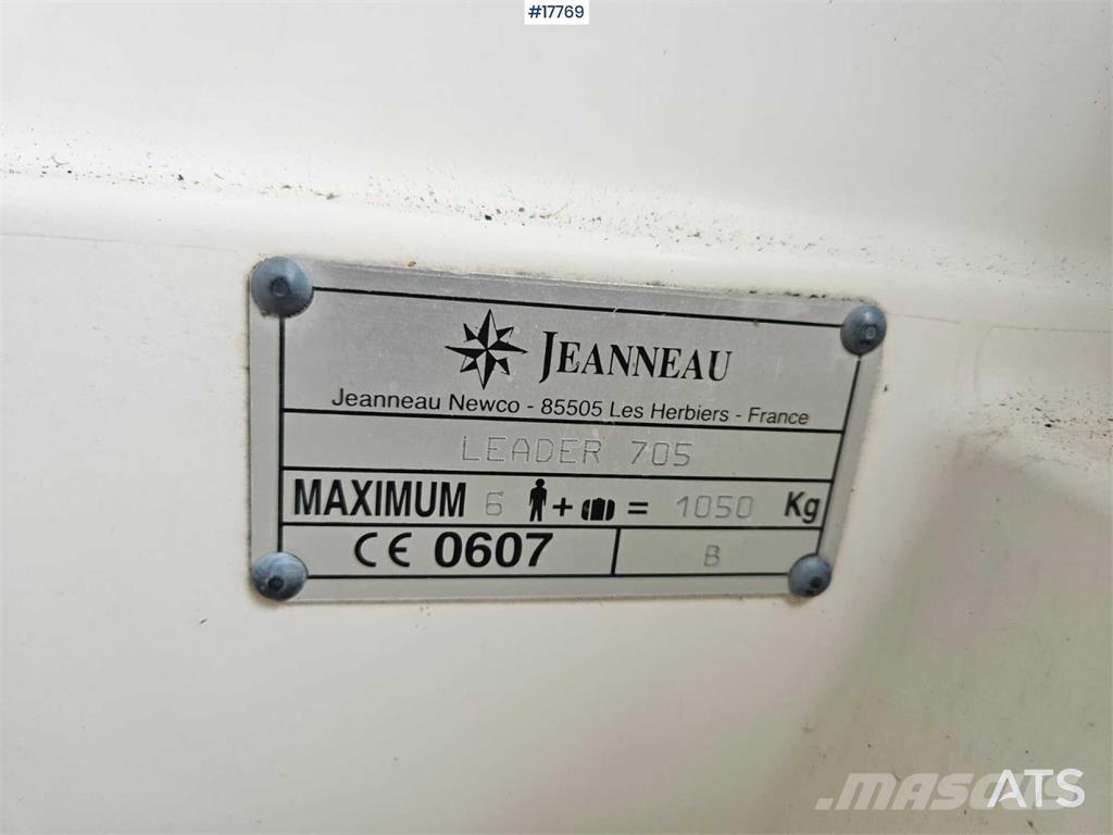  Jeanneau Leader 705 Statyba - Kita