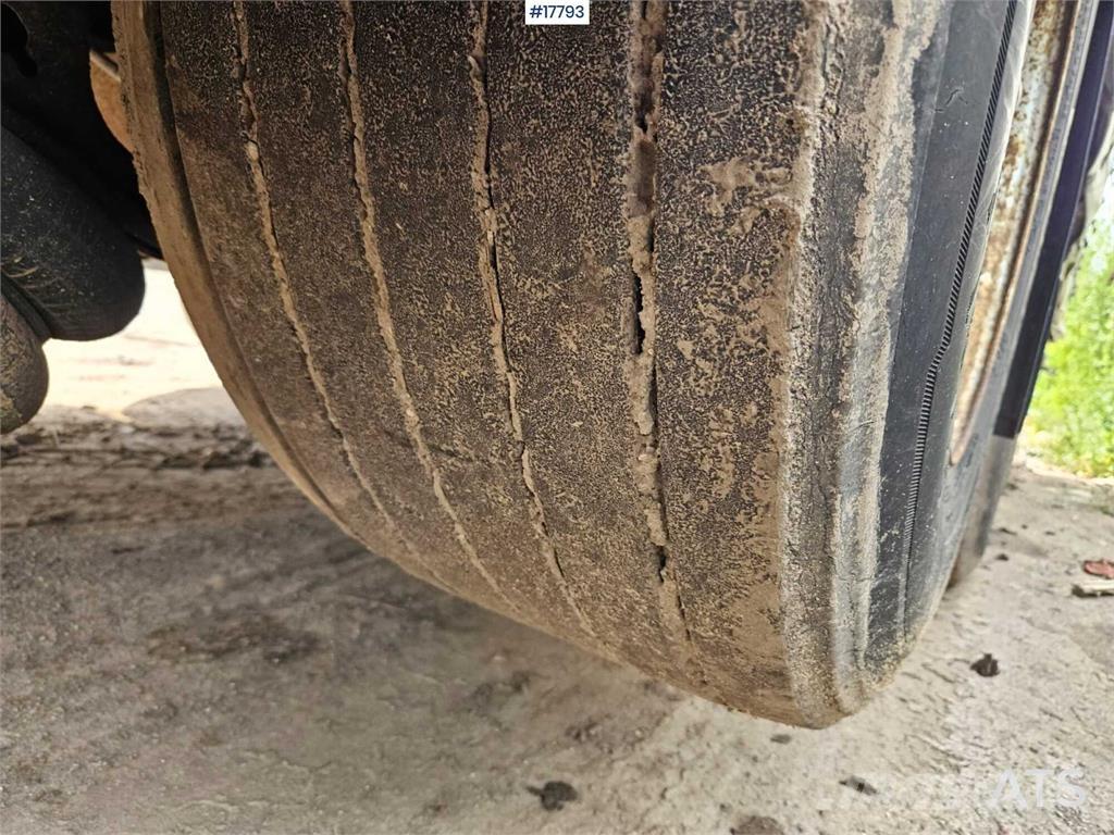 Kögel S-24 Tentinės puspriekabės