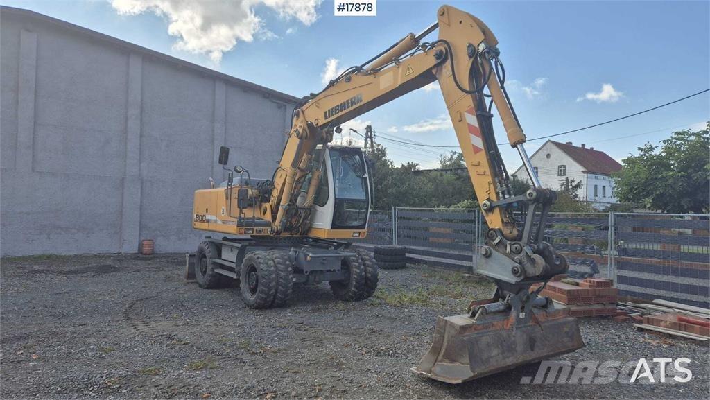Liebherr A 900C Ratiniai ekskavatoriai