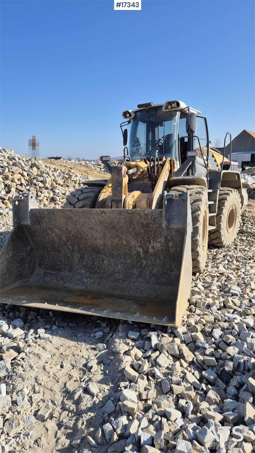 Liebherr L556 Naudoti ratiniai krautuvai