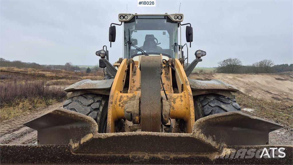 Liebherr L576 Naudoti ratiniai krautuvai