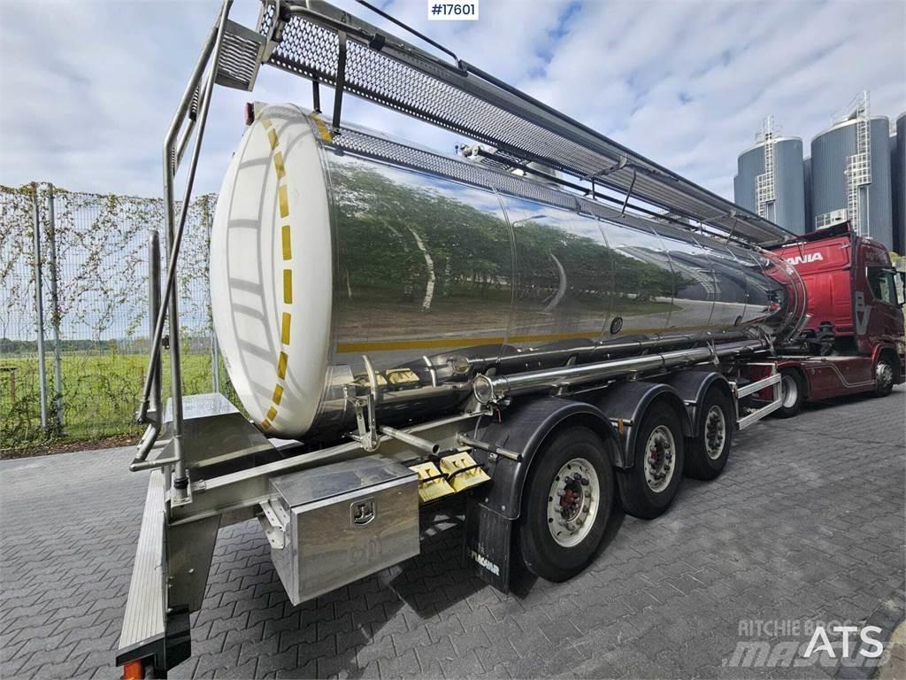 Magyar 6 Ms 2B6 07 Cisternos puspriekabės