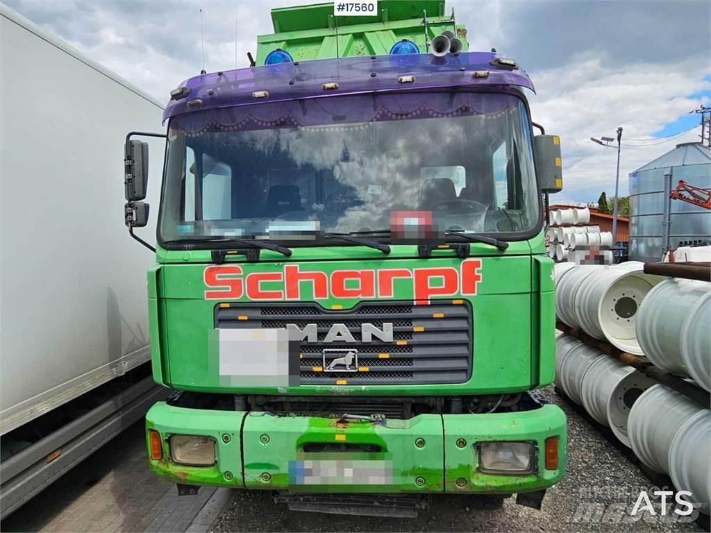 MAN F2000 Savivarčių priekabų vilkikai