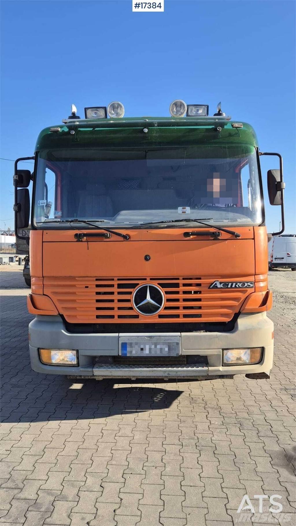 Mercedes-Benz Actros Savivarčių priekabų vilkikai
