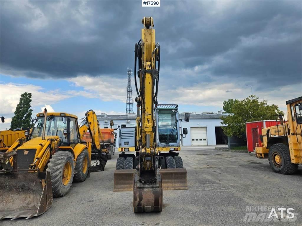 New Holland WL 170C Ratiniai ekskavatoriai