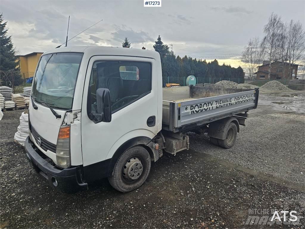 Nissan Cabstar Savivarčių priekabų vilkikai
