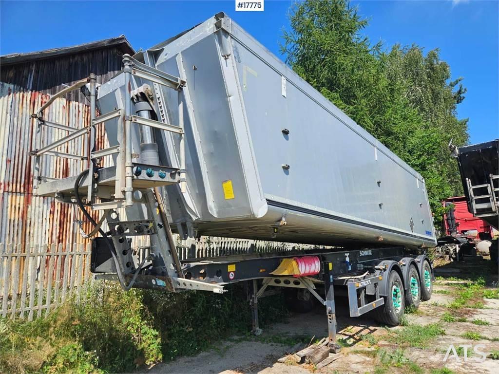 Schmitz SKI 24 Savivartės puspriekabės
