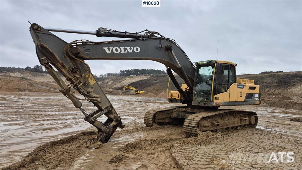 Volvo EC 300DNL Vikšriniai ekskavatoriai