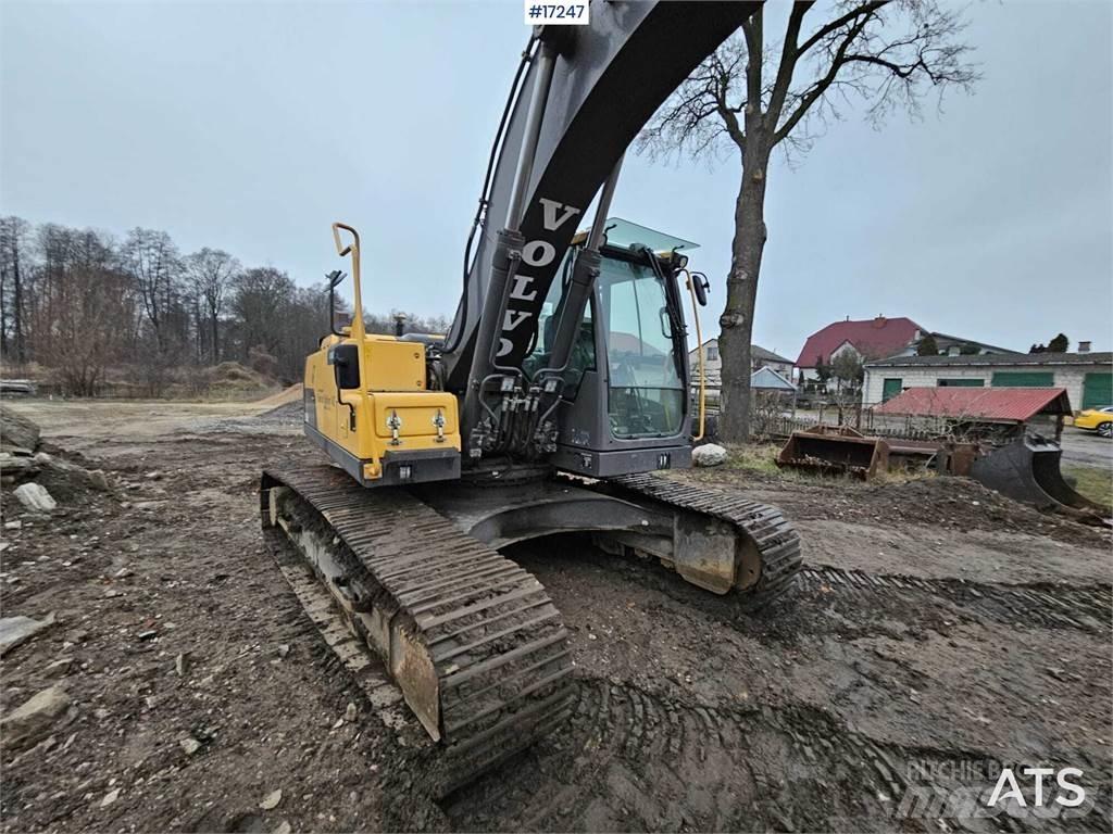 Volvo EC220DL Vikšriniai ekskavatoriai