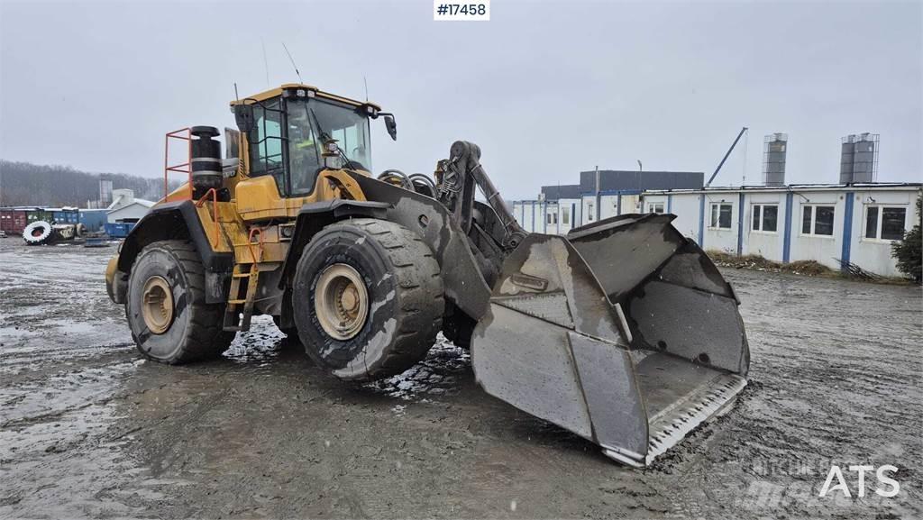 Volvo L220H Naudoti ratiniai krautuvai