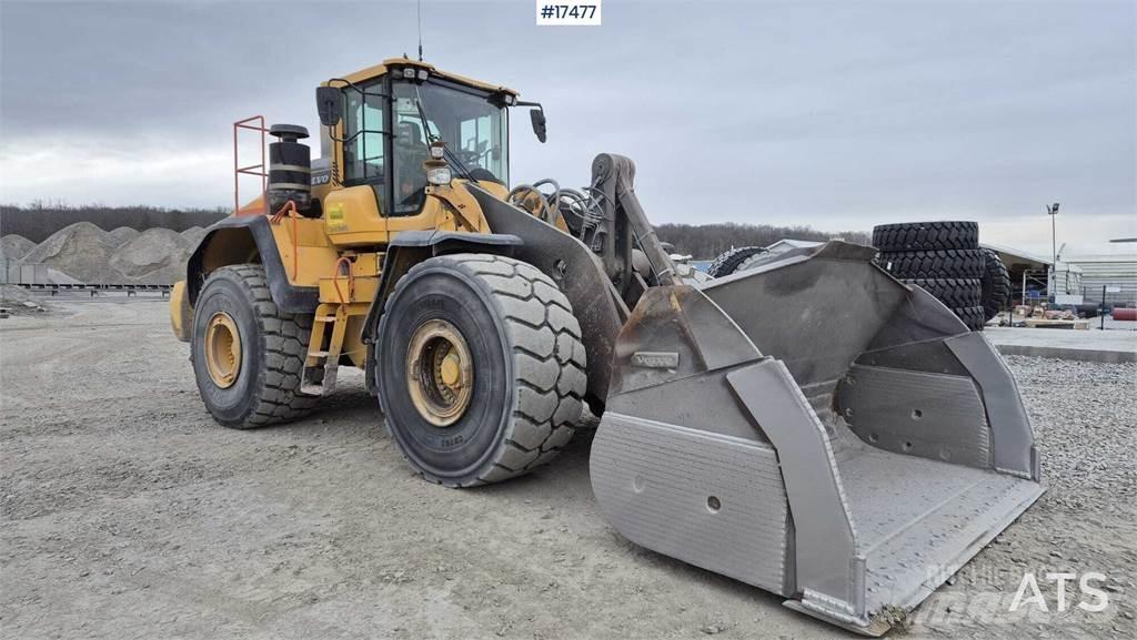Volvo L220H Naudoti ratiniai krautuvai