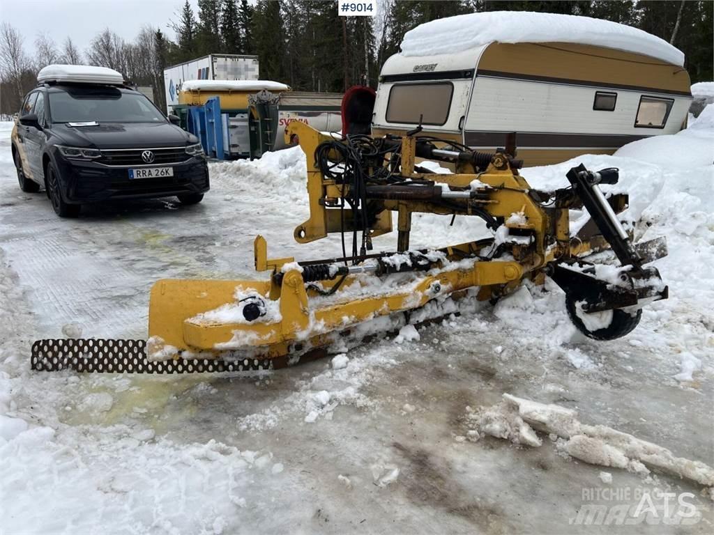  BASK Spreader Kiti naudoti statybos komponentai