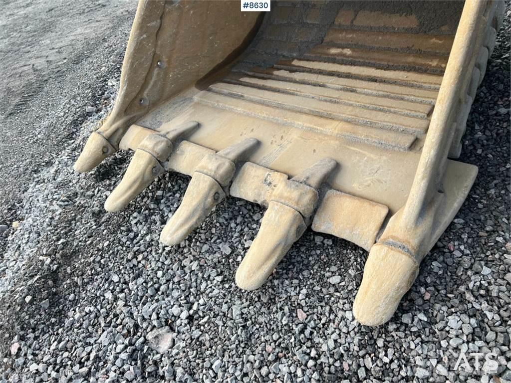 CAT 340F Vikšriniai ekskavatoriai
