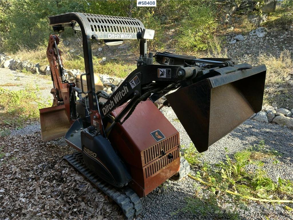 Ditch Witch XT850 Krautuvai su šoniniu pasukimu