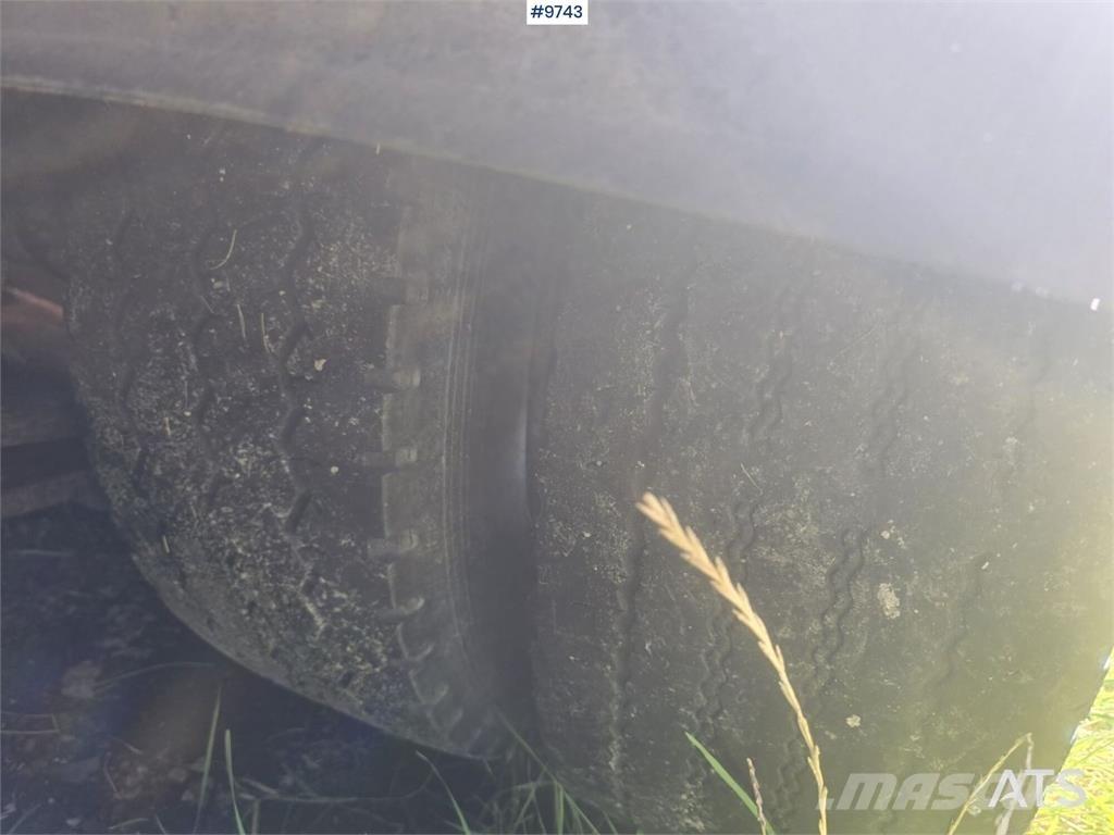 Ekeri L-3 Dengtos puspriekabės
