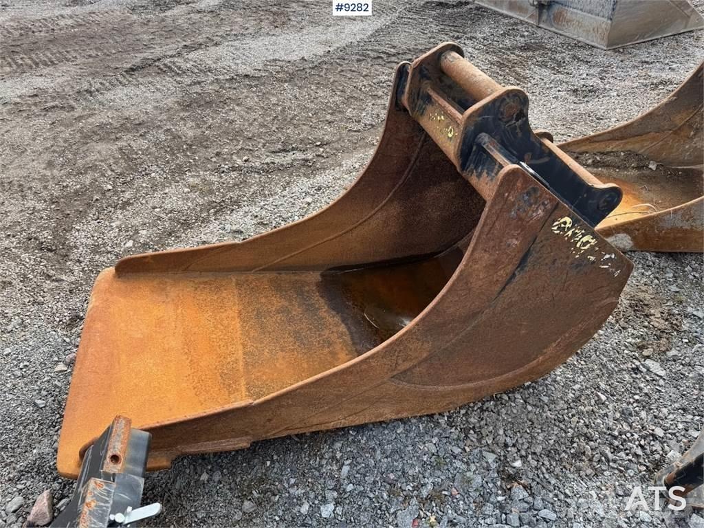 Engcon S60 Kiti naudoti statybos komponentai
